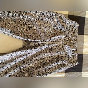 Full length Ladies Athleta joggers. Mint condition. Worn once. Size M